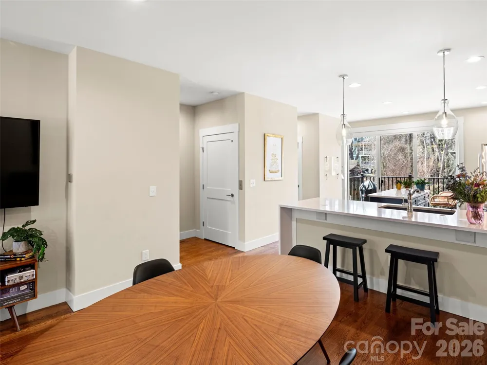 221 Broadway Street Asheville, NC 28801