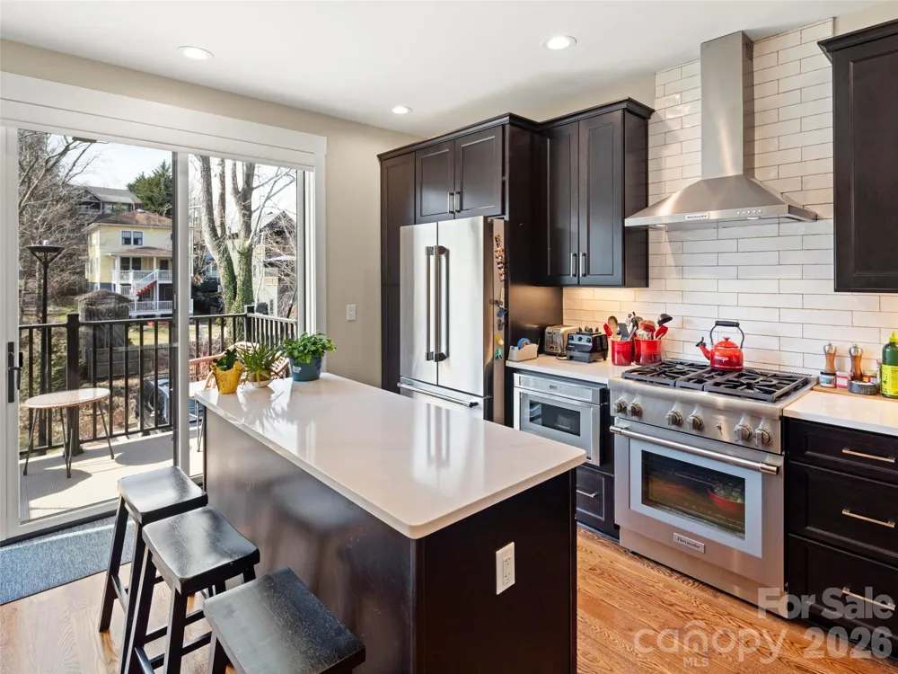 221 Broadway Street Asheville, NC 28801