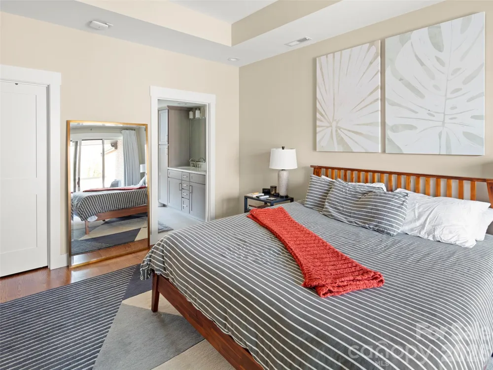221 Broadway Street Asheville, NC 28801