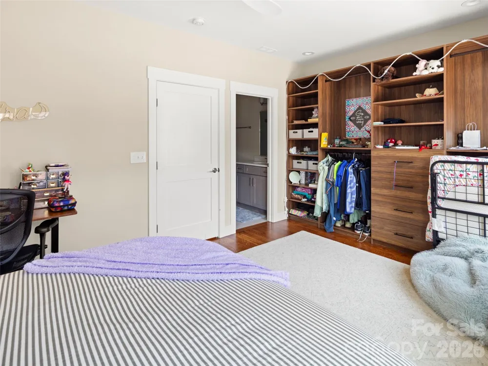 221 Broadway Street Asheville, NC 28801