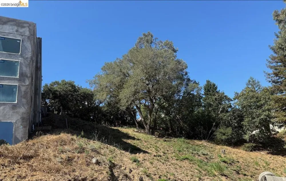 Sheridan Oakland, CA 94618
