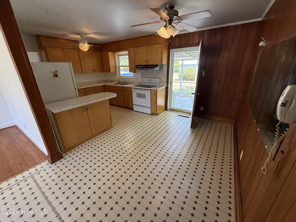 197 Old 87 Road Elizabethtown, NC 28337