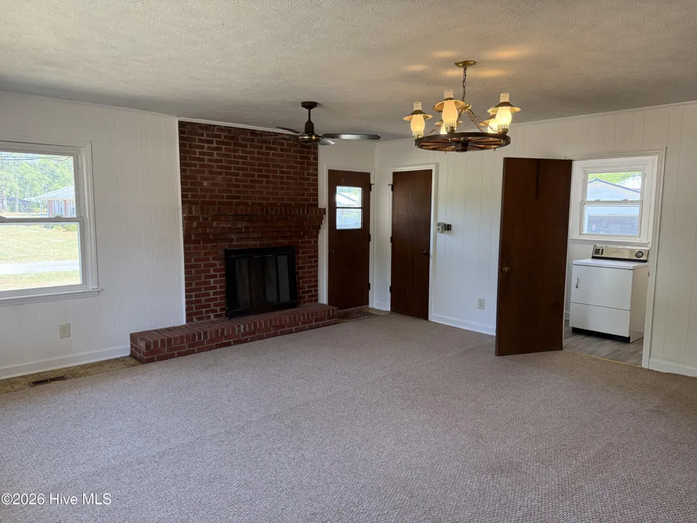 197 Old 87 Road Elizabethtown, NC 28337