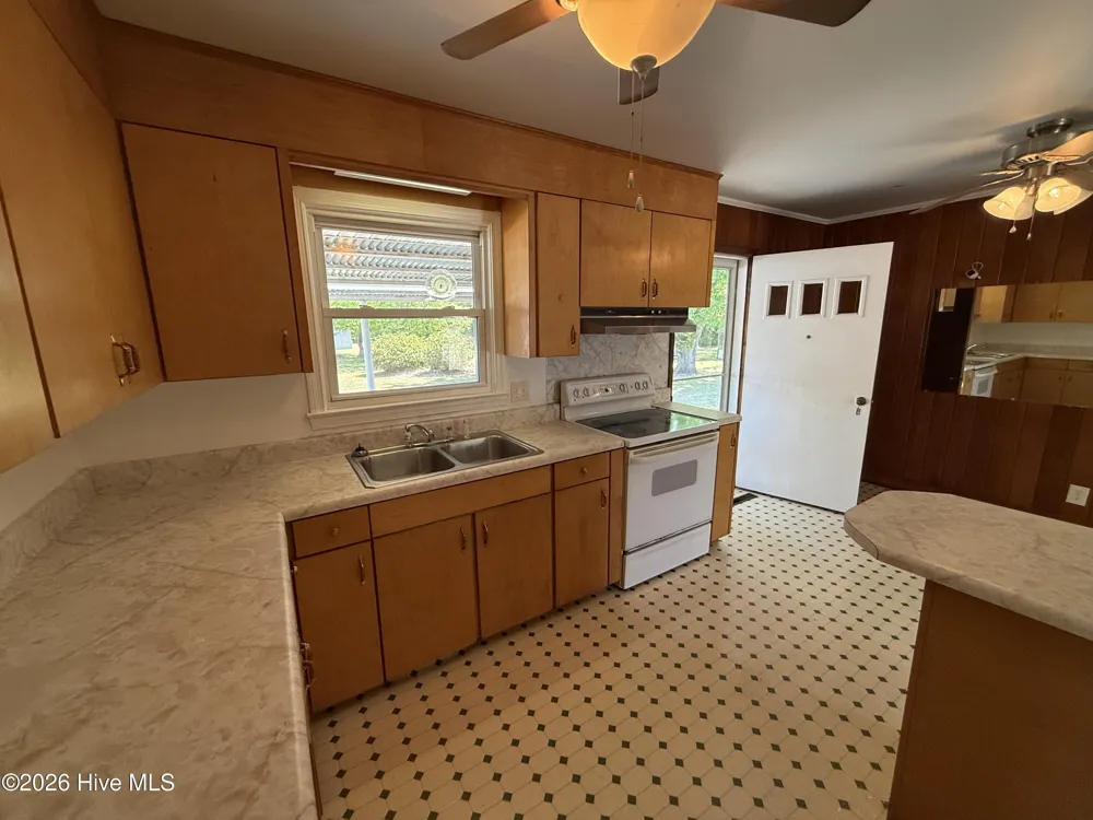 197 Old 87 Road Elizabethtown, NC 28337