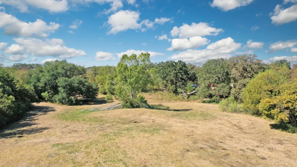 2216 Old Hearne Road Bryan, TX 77803