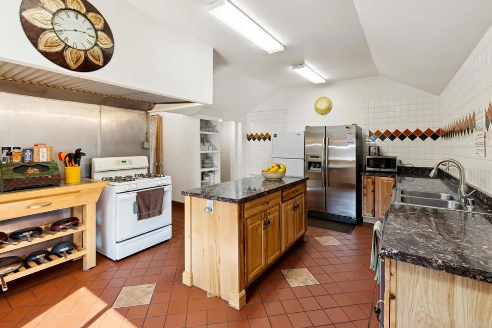 22228 Crestline Road Palomar Mountain, CA 92060