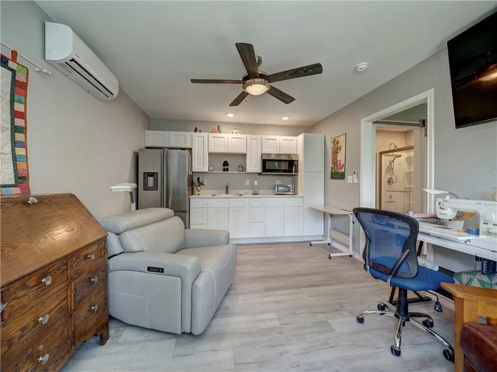 350 10th Street Aransas Pass, TX 78336