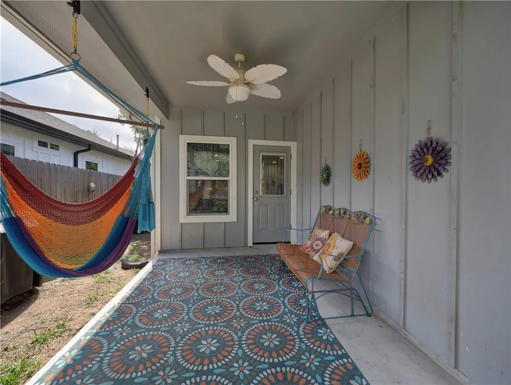 350 10th Street Aransas Pass, TX 78336