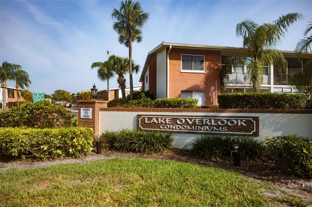 4550 OVERLOOK DRIVE NE #154 St Petersburg, FL 33703