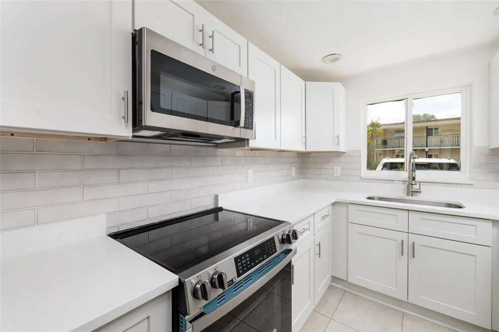4550 OVERLOOK DRIVE NE #154 St Petersburg, FL 33703