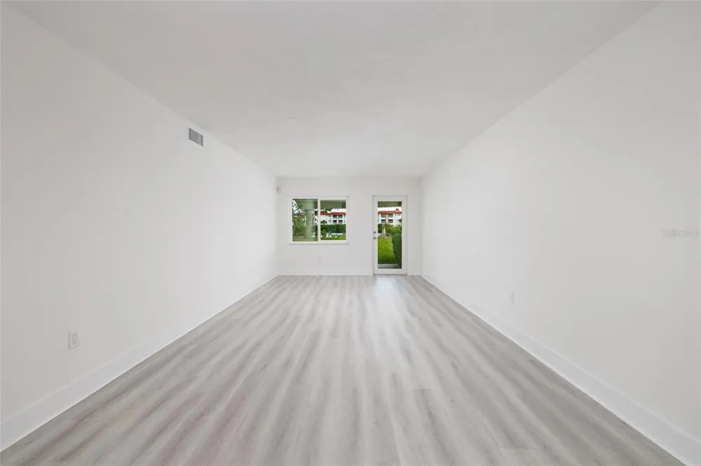 4550 OVERLOOK DRIVE NE #154 St Petersburg, FL 33703