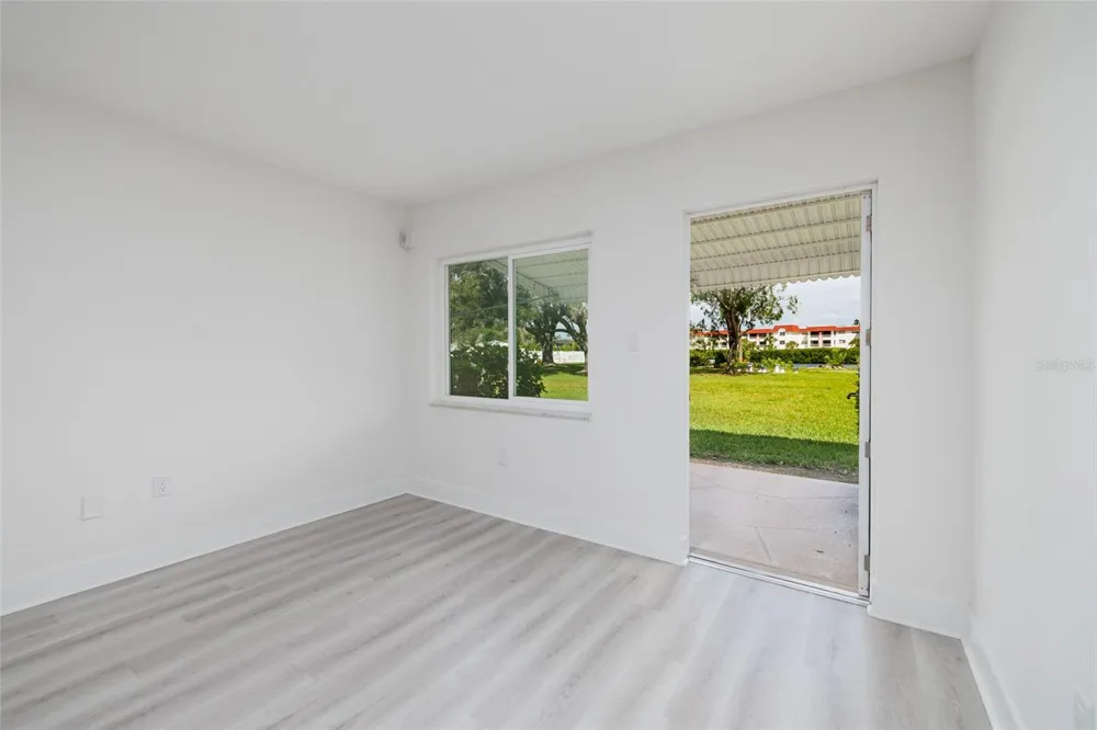 4550 OVERLOOK DRIVE NE #154 St Petersburg, FL 33703