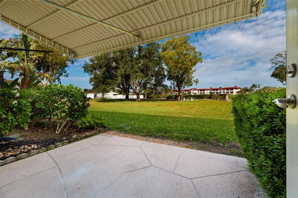 4550 OVERLOOK DRIVE NE #154 St Petersburg, FL 33703