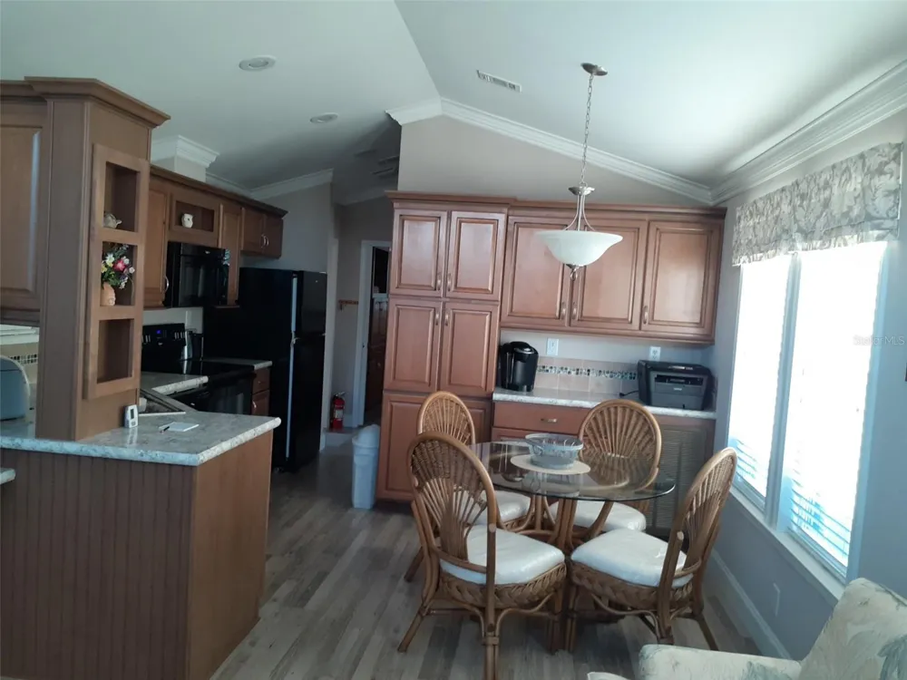 2330 LIMEWOOD AVENUE #051 Clermont, FL 34714