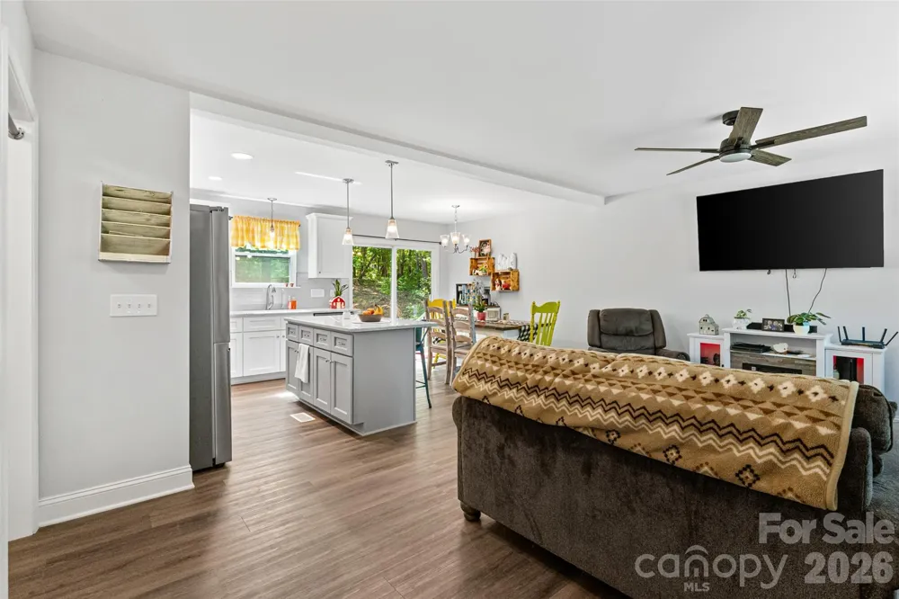 3690 Innes Lane Maiden, NC 28650
