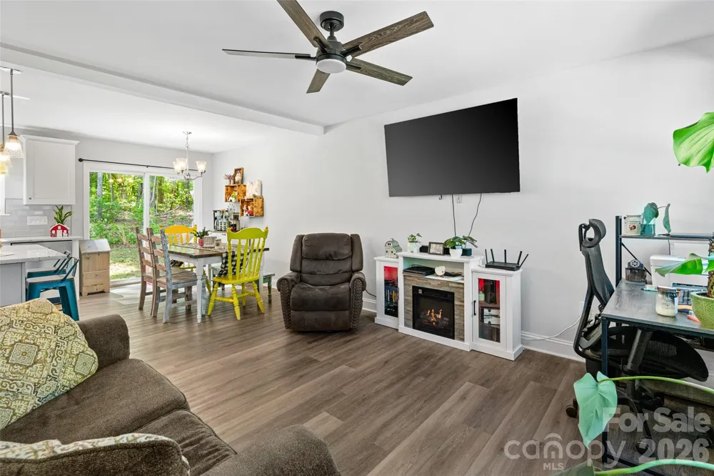3690 Innes Lane Maiden, NC 28650