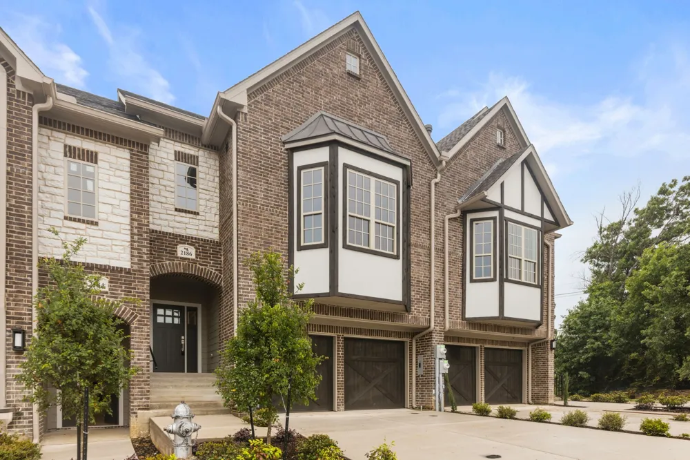 2186 Southwick Drive Lewisville, TX 75067