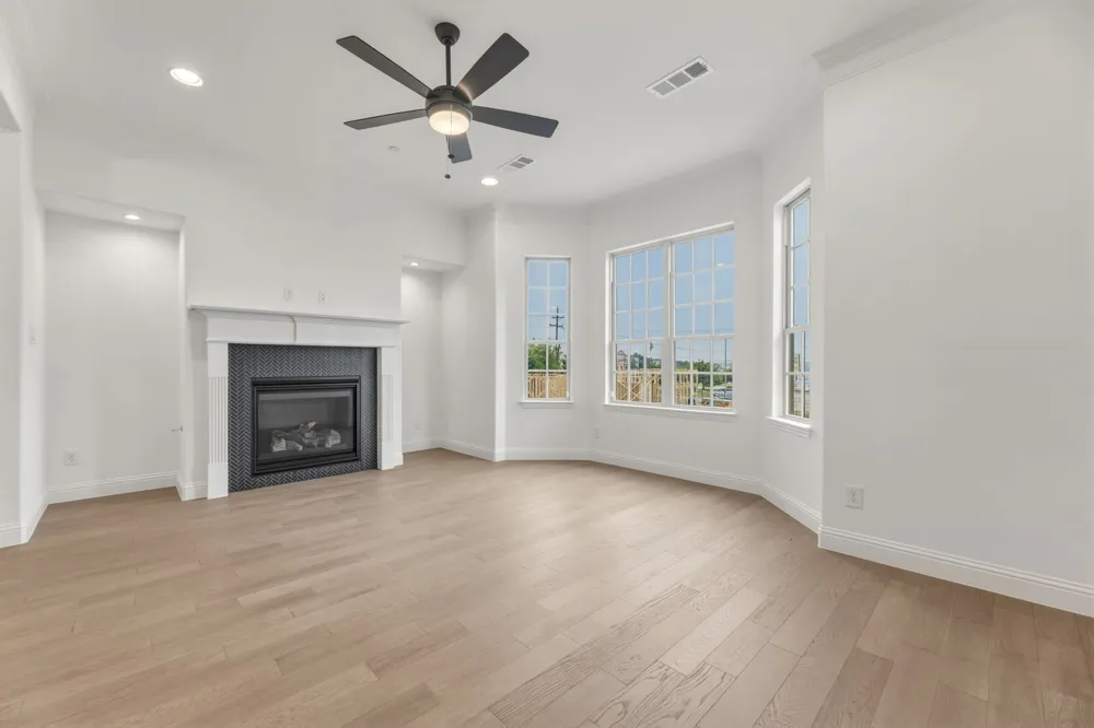 2186 Southwick Drive Lewisville, TX 75067