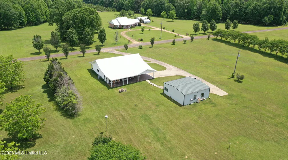 1024 Walker Lane Summit, MS 39666