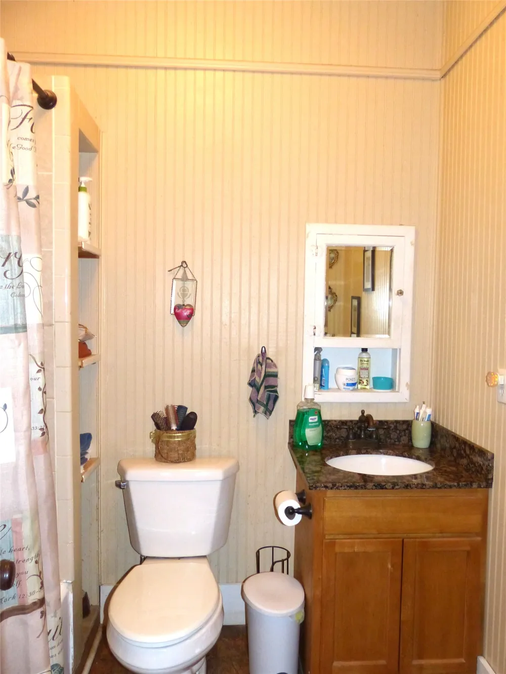 606 S Blackburn Brady, TX 76825