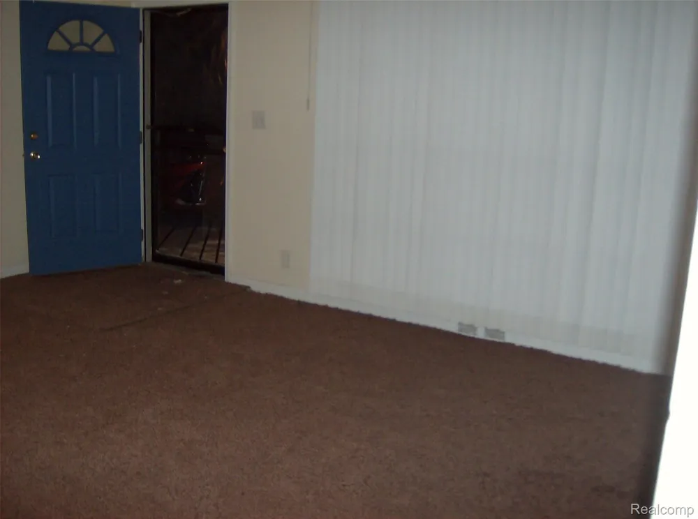 10641 TROY STREET Oak Park City, MI 48237