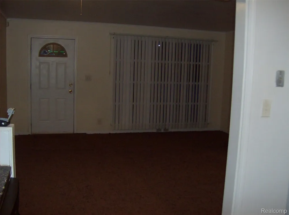 10641 TROY STREET Oak Park City, MI 48237