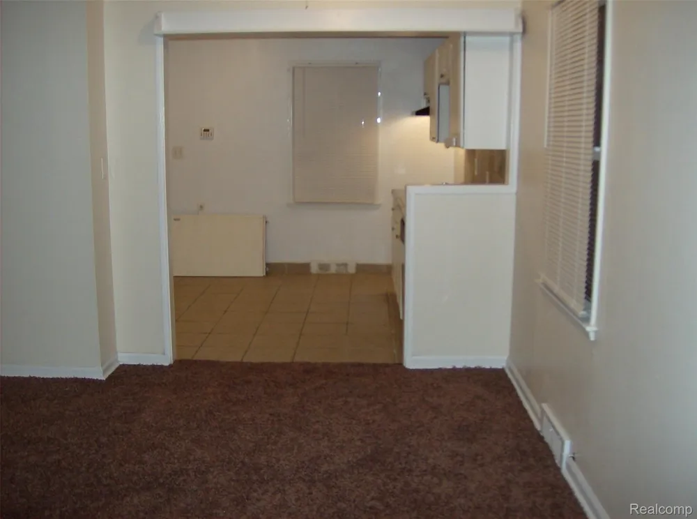 10641 TROY STREET Oak Park City, MI 48237
