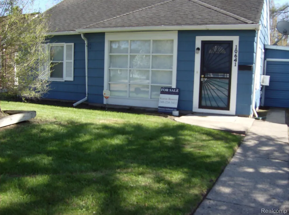 10641 TROY STREET Oak Park City, MI 48237