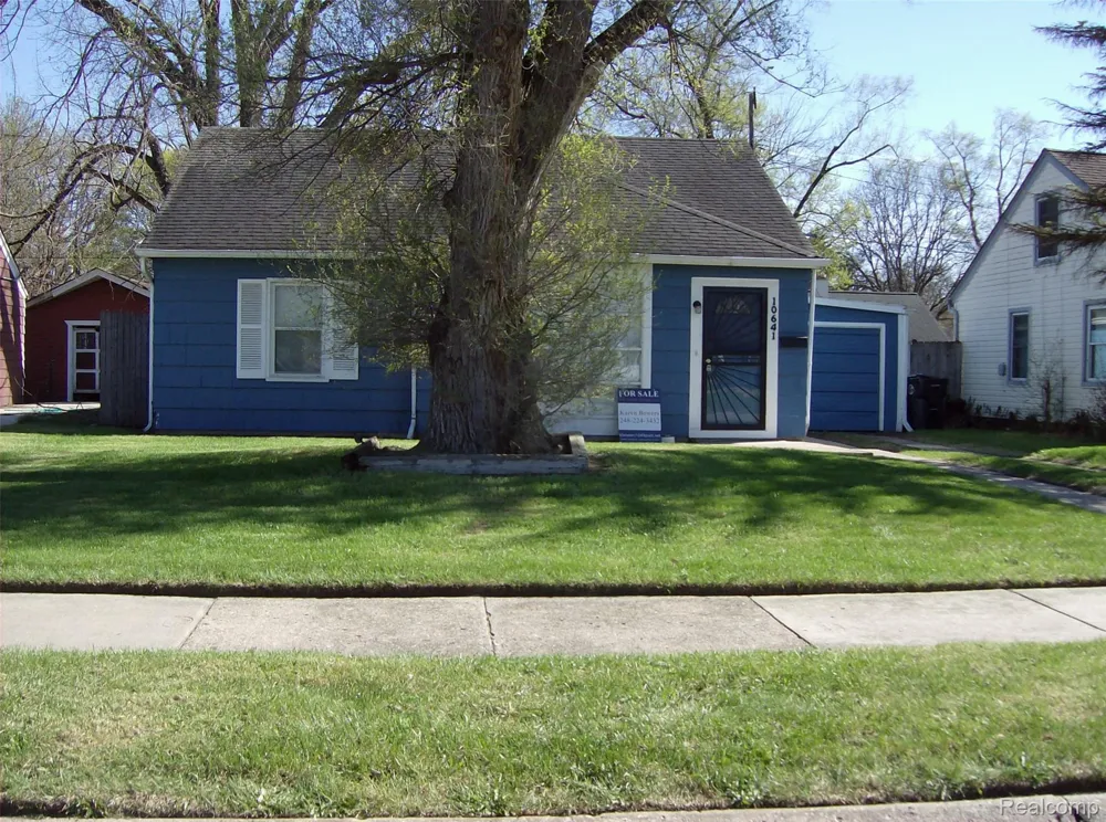 10641 TROY STREET Oak Park City, MI 48237