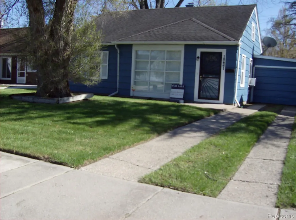 10641 TROY STREET Oak Park City, MI 48237
