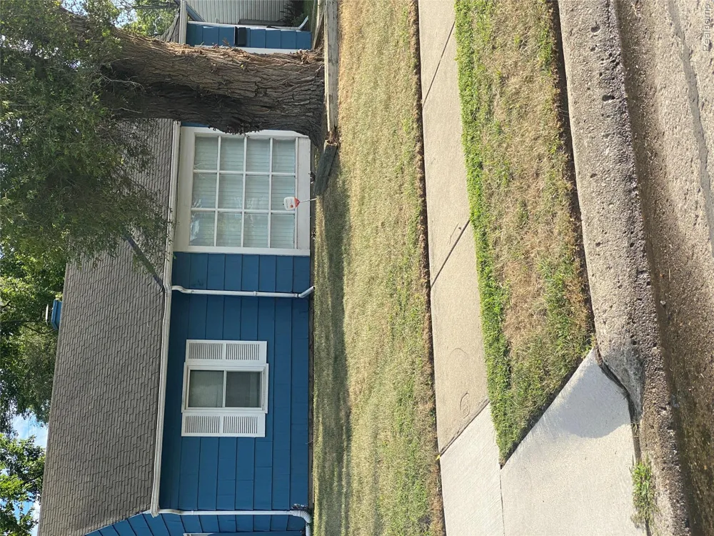10641 TROY STREET Oak Park City, MI 48237