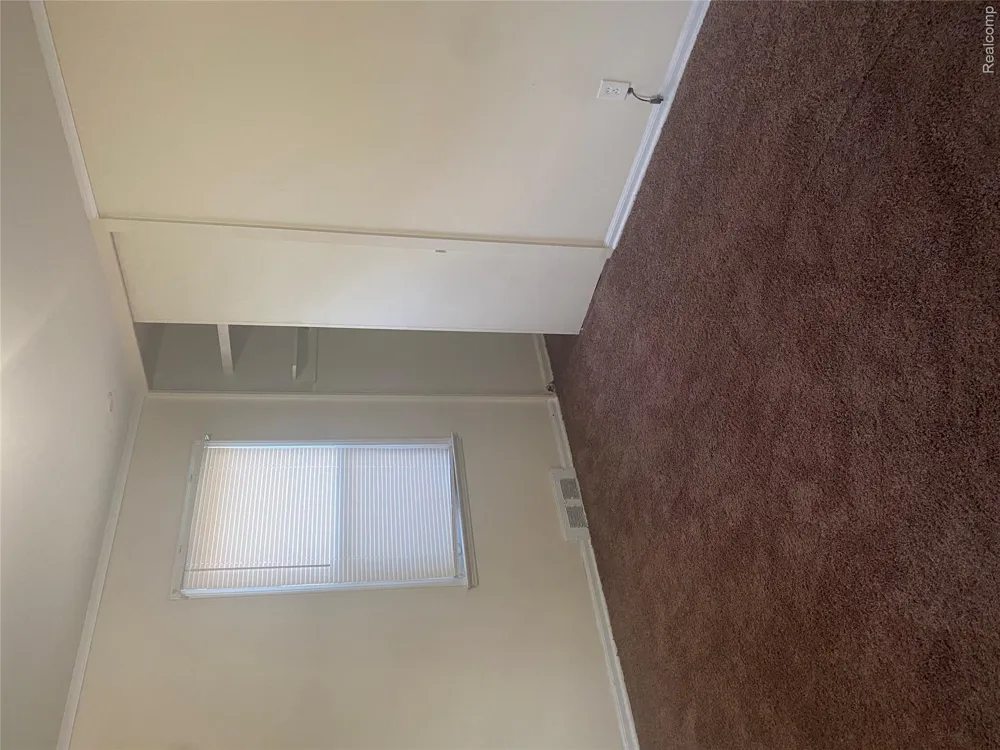 10641 TROY STREET Oak Park City, MI 48237