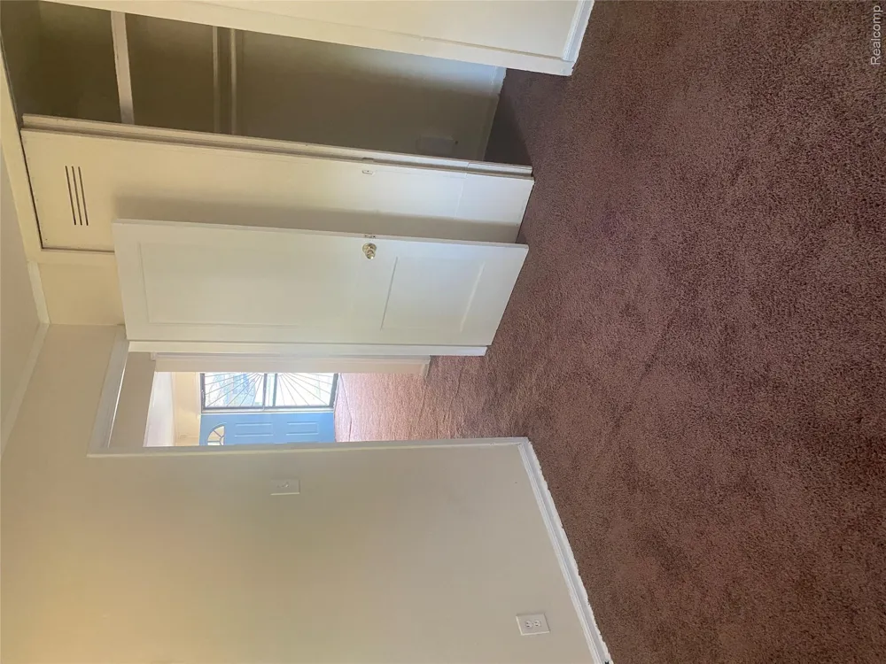 10641 TROY STREET Oak Park City, MI 48237