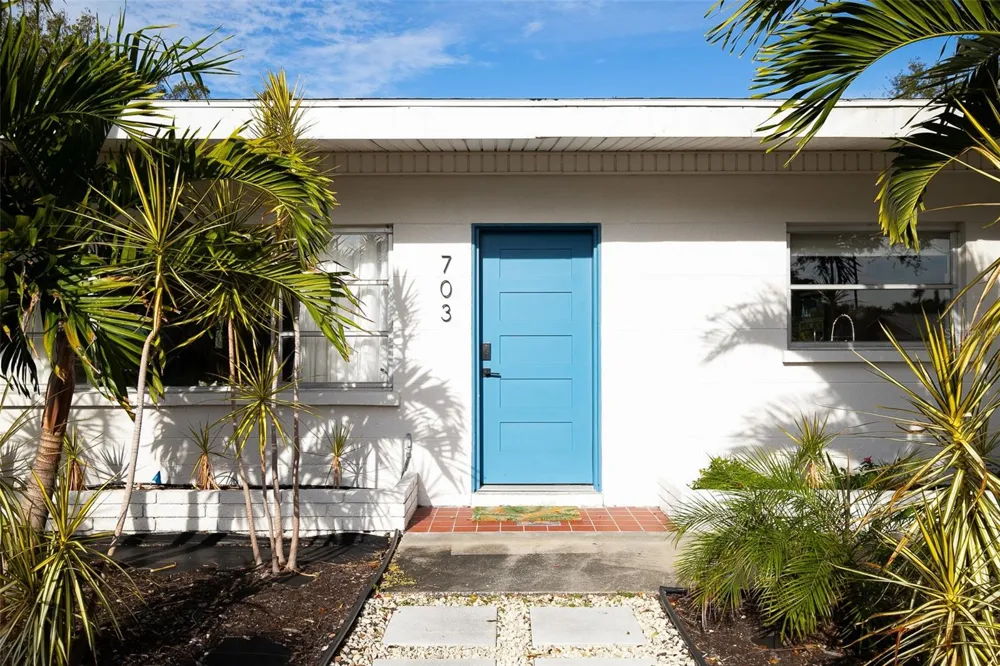 703 WHITFIELD AVENUE Sarasota, FL 34243