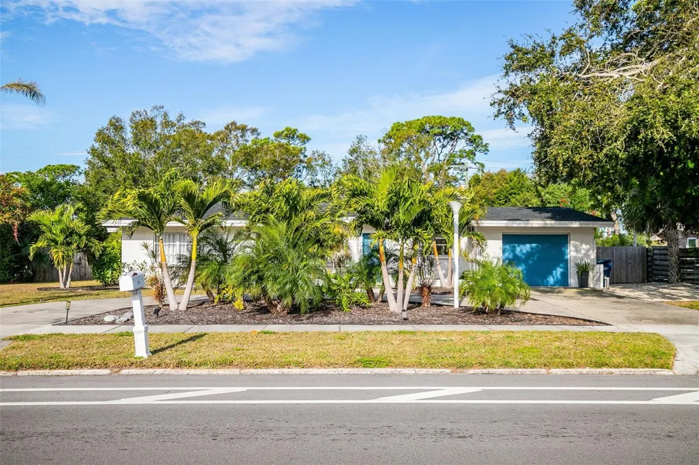 703 WHITFIELD AVENUE Sarasota, FL 34243