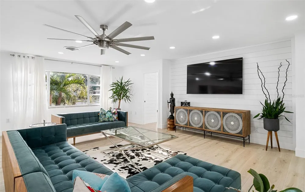 703 WHITFIELD AVENUE Sarasota, FL 34243