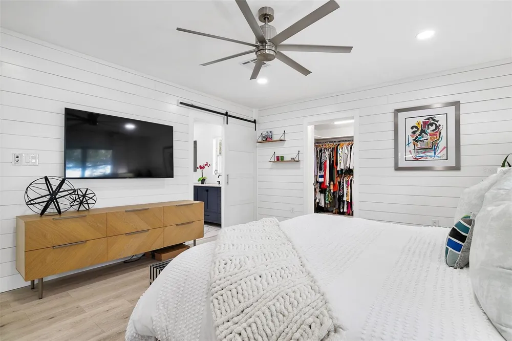 703 WHITFIELD AVENUE Sarasota, FL 34243
