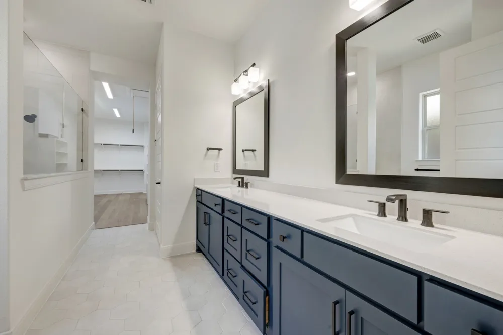 2120 Spotted Fawn Drive Arlington, TX 76005