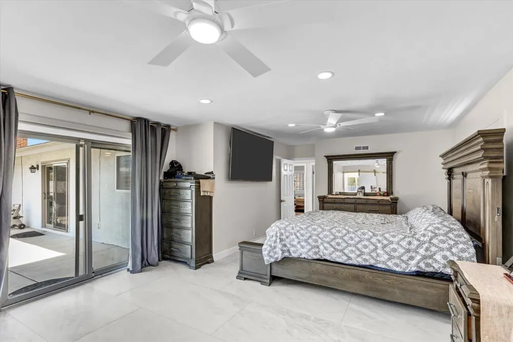 236 Camino Elevado Bonita, CA 91902