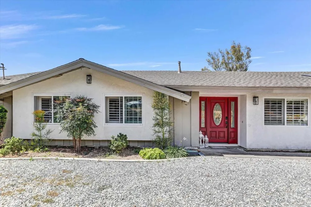236 Camino Elevado Bonita, CA 91902