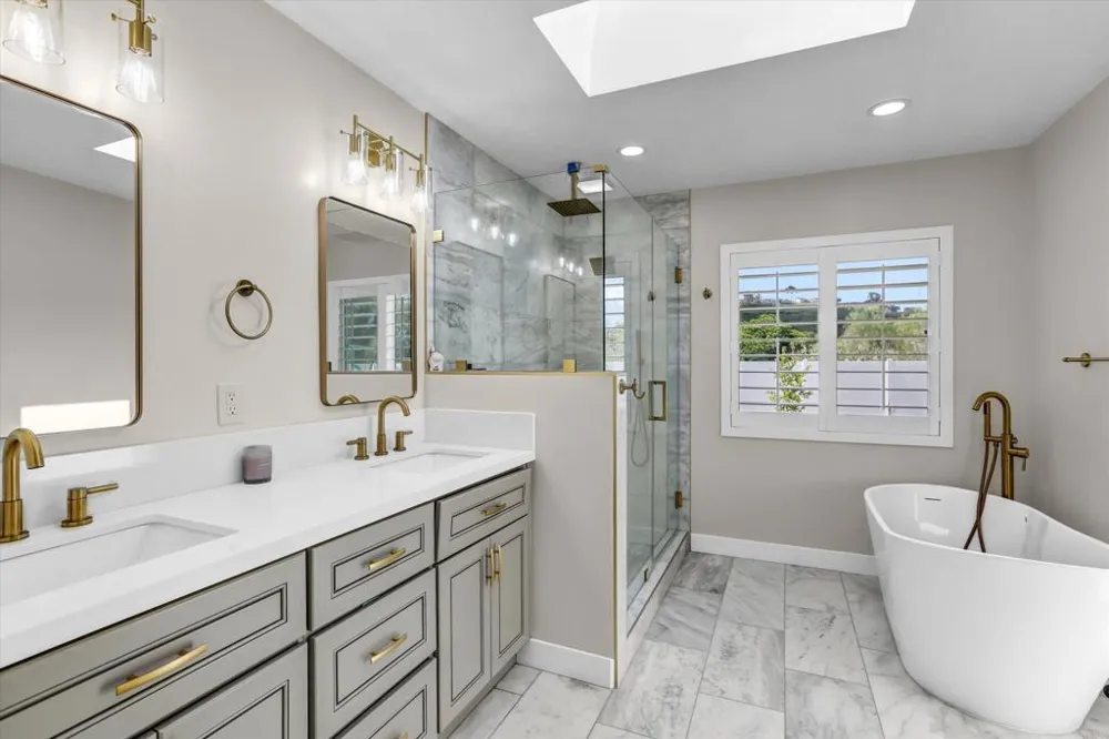 236 Camino Elevado Bonita, CA 91902