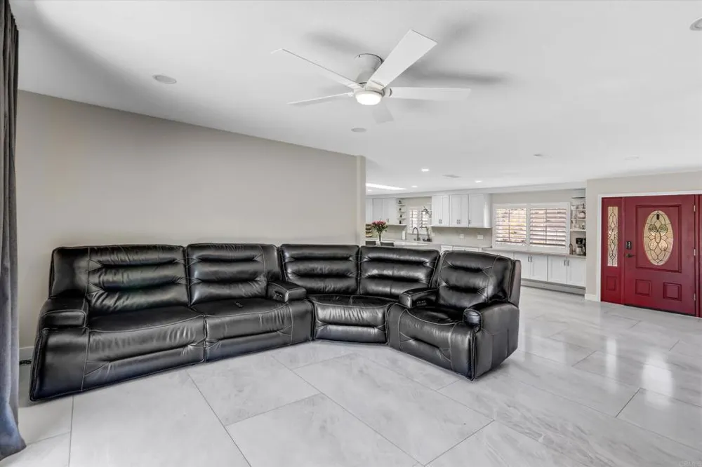 236 Camino Elevado Bonita, CA 91902