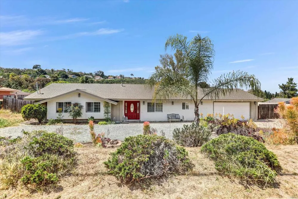 236 Camino Elevado Bonita, CA 91902