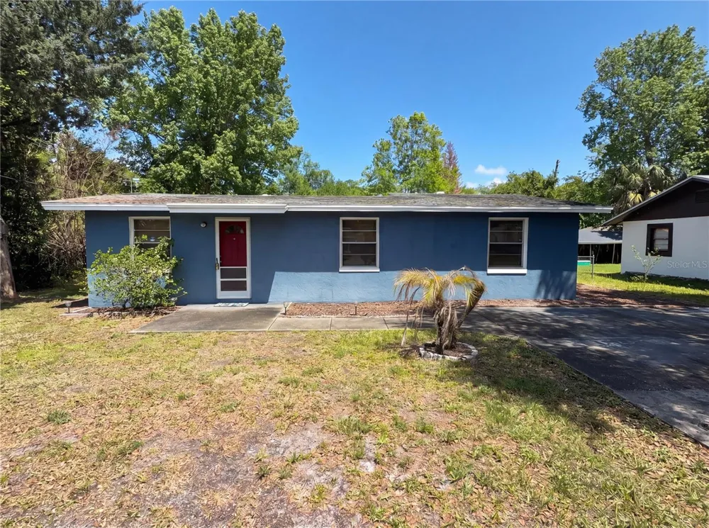 1385 BENDER AVENUE Daytona Beach, FL 32117