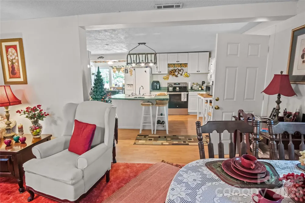 283 Constant Lane Columbus, NC 28722