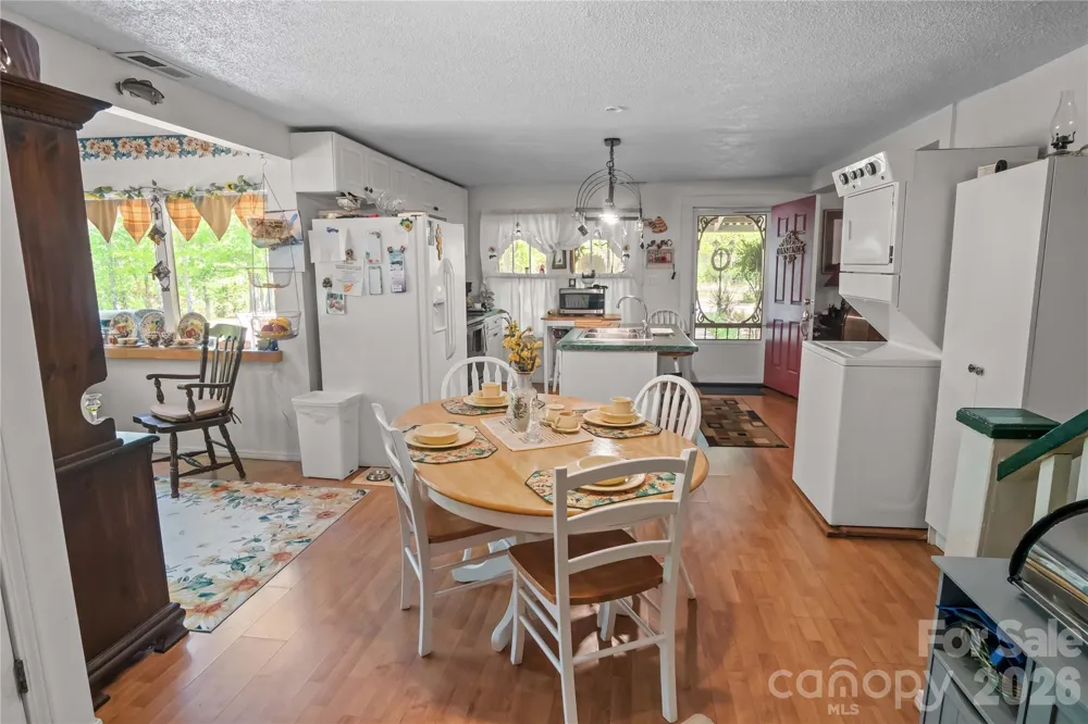 283 Constant Lane Columbus, NC 28722