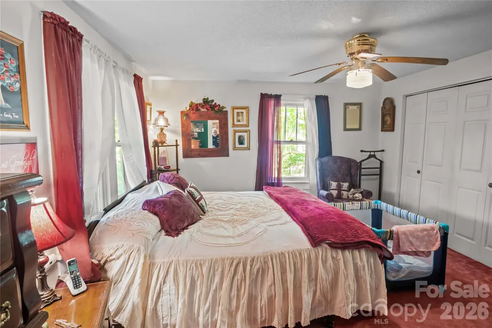283 Constant Lane Columbus, NC 28722