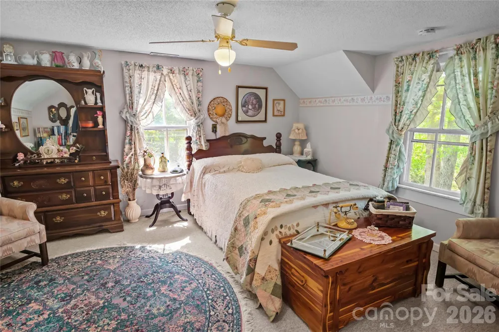 283 Constant Lane Columbus, NC 28722