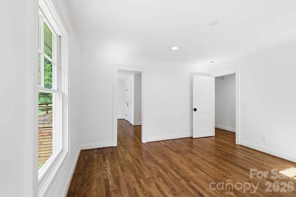 316 Big Raven Lane Saluda, NC 28773