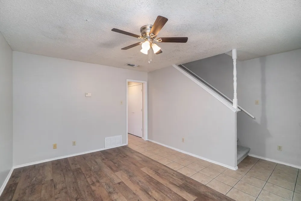 3301 Aurora Street #B Haltom City, TX 76117